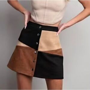 NWT Suede Patchwork skirt, SIZE XS